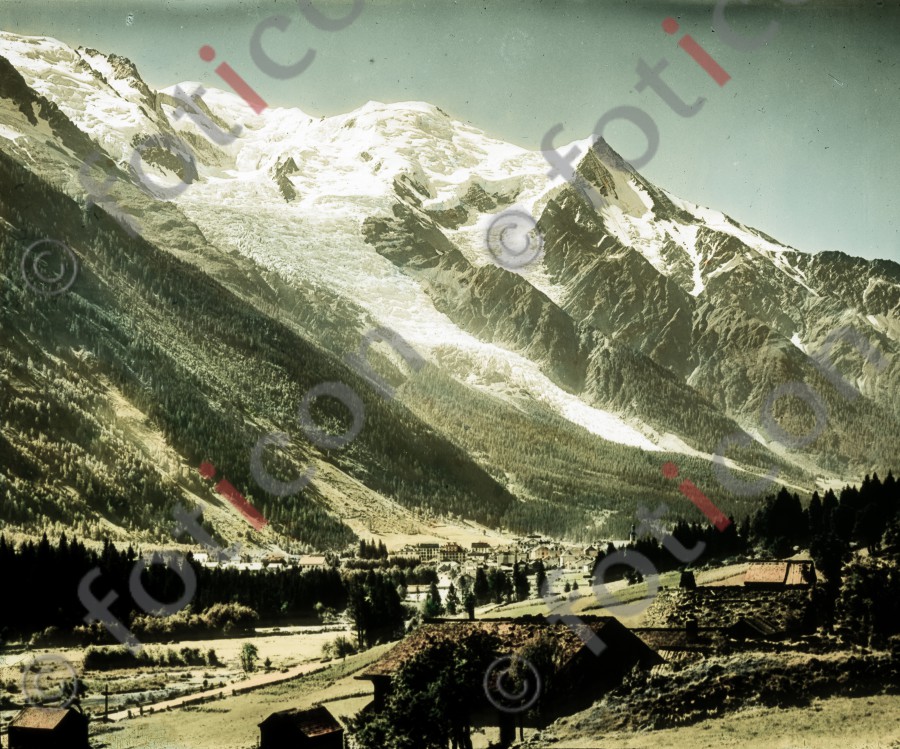 Chamonix und Blick auf den Mont Blanc ; Chamonix and views of Mont Blanc (simon-73-013.jpg)